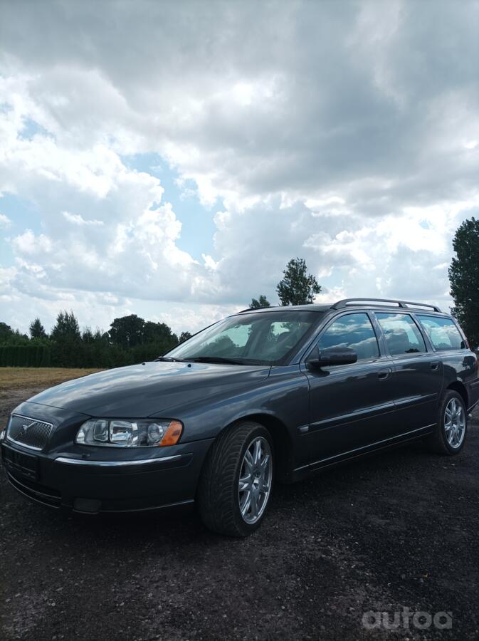 Volvo V70 2 generation [restyling] wagon 5-doors