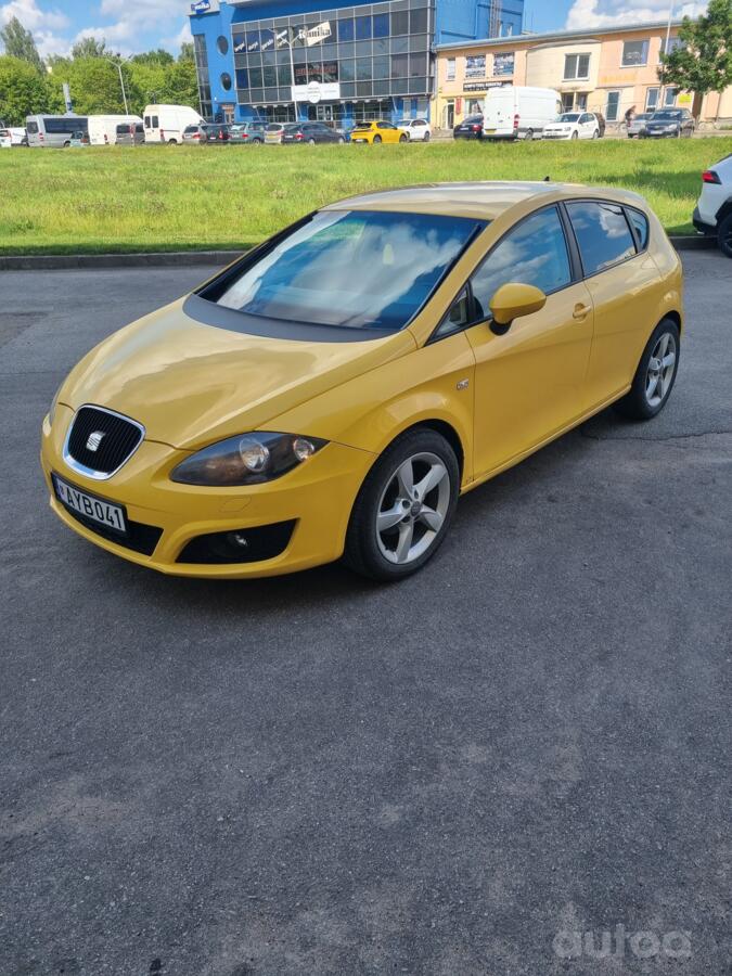 SEAT Leon 2 generation [restyling] Hatchback 5-doors