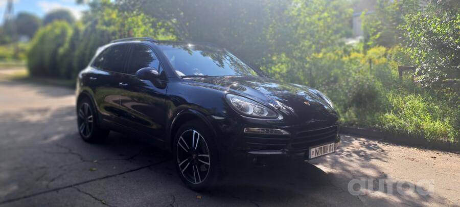 Porsche Cayenne 958 Crossover