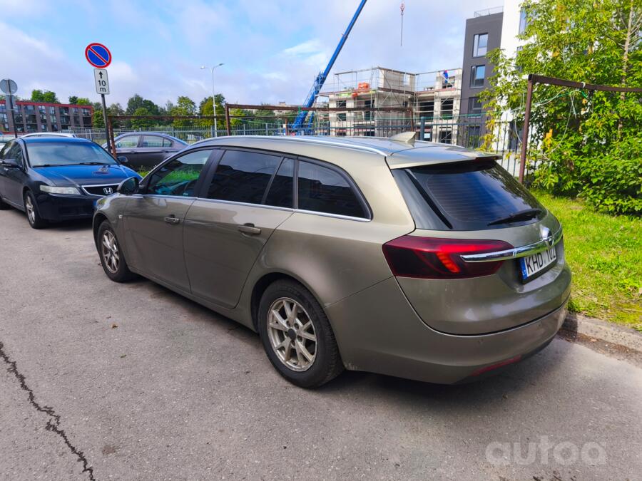Opel Insignia A [restyling] Sports Tourer wagon 5-doors