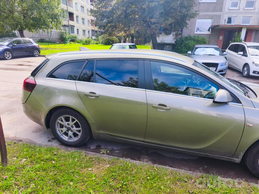 Opel Insignia A [restyling] Sports Tourer wagon 5-doors