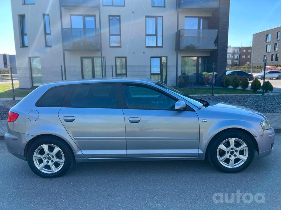 Audi A3 8P/8PA [restyling] Sportback hatchback 5-doors