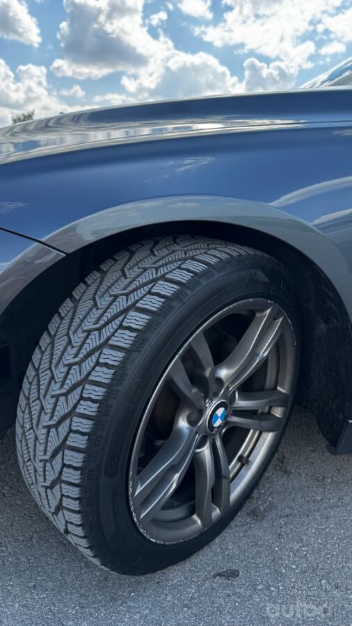 BMW 320 2016