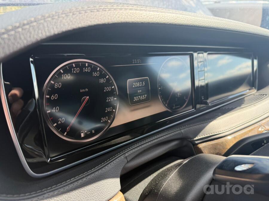 Mercedes-Benz S-Class W222 Sedan