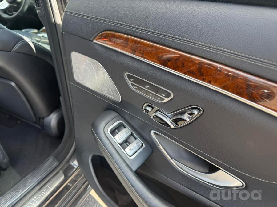 Mercedes-Benz S-Class W222 Sedan