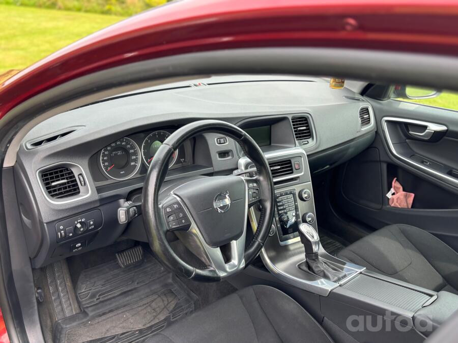 Volvo V60 1 generation wagon