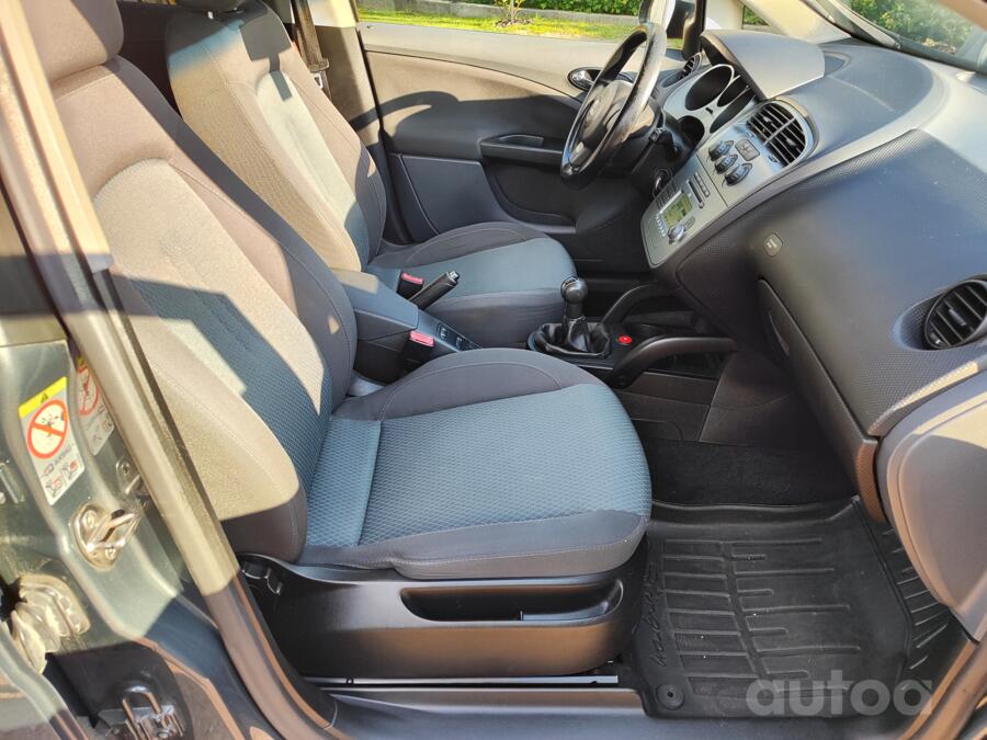 SEAT Toledo 3 generation Hatchback
