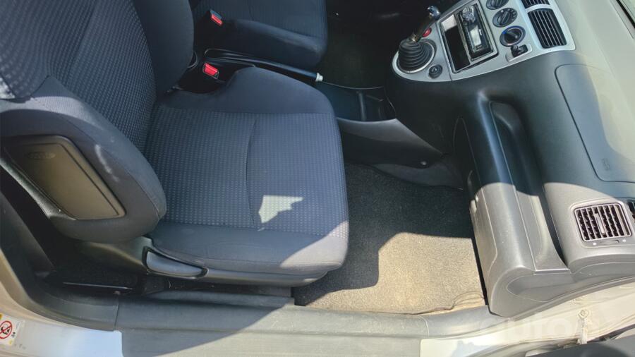 Honda Civic 7 generation [restyling] Hatchback 3-doors