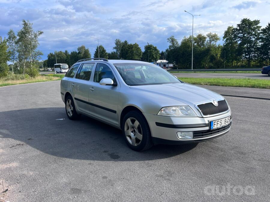Skoda Octavia 2 generation Combi wagon 5-doors