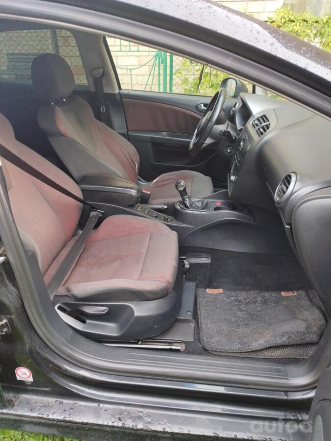SEAT Leon 2 generation Hatchback 5-doors