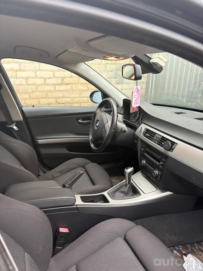 BMW 3 Series E90/E91/E92/E93 Sedan