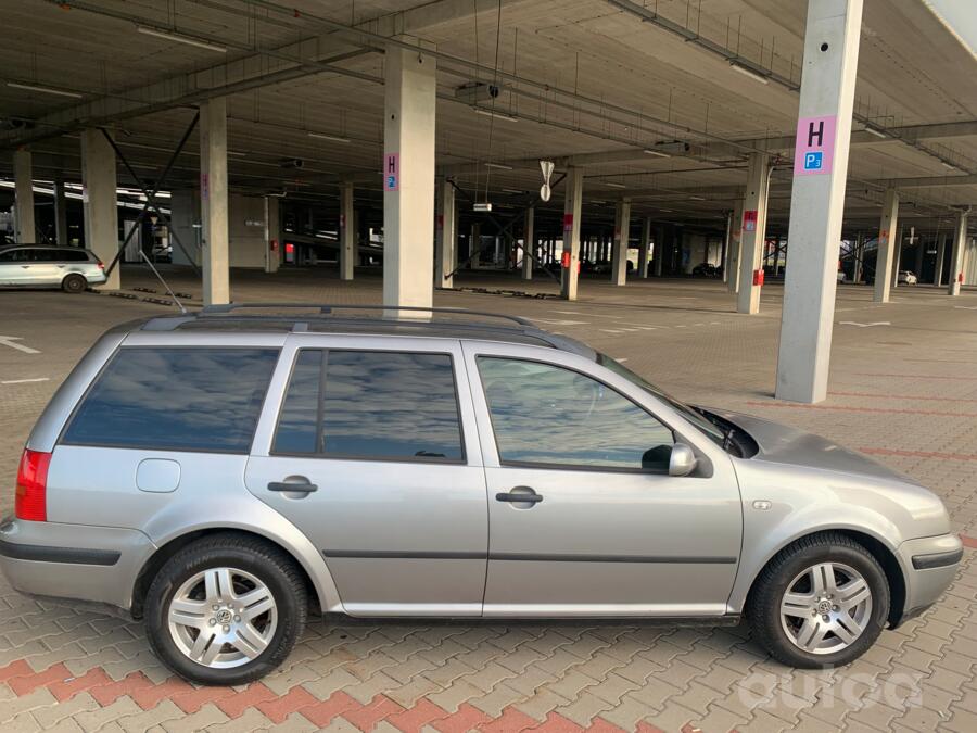 Volkswagen Golf 4 generation wagon