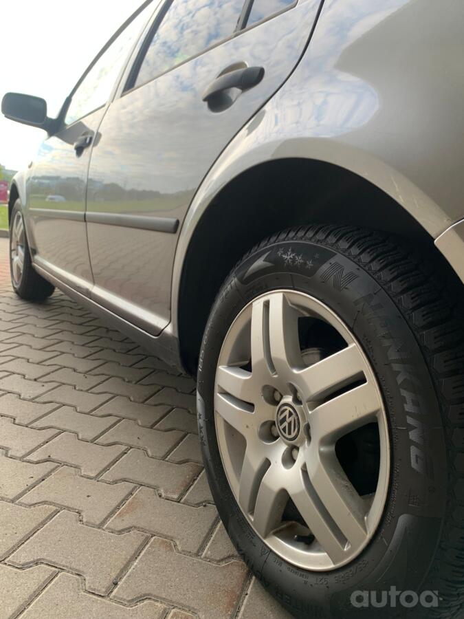 Volkswagen Golf 4 generation wagon