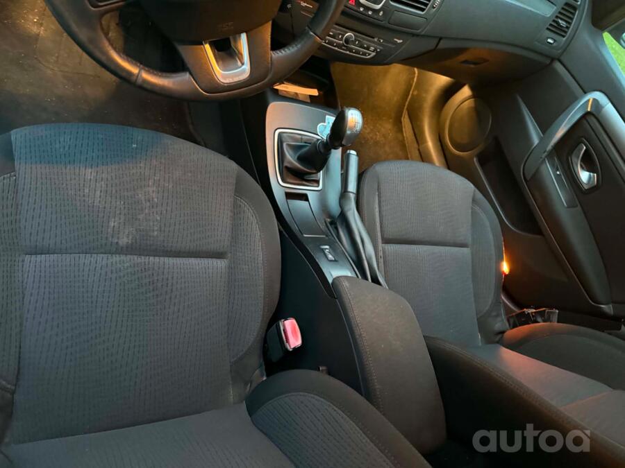 Renault Laguna 3 generation Grandtour wagon