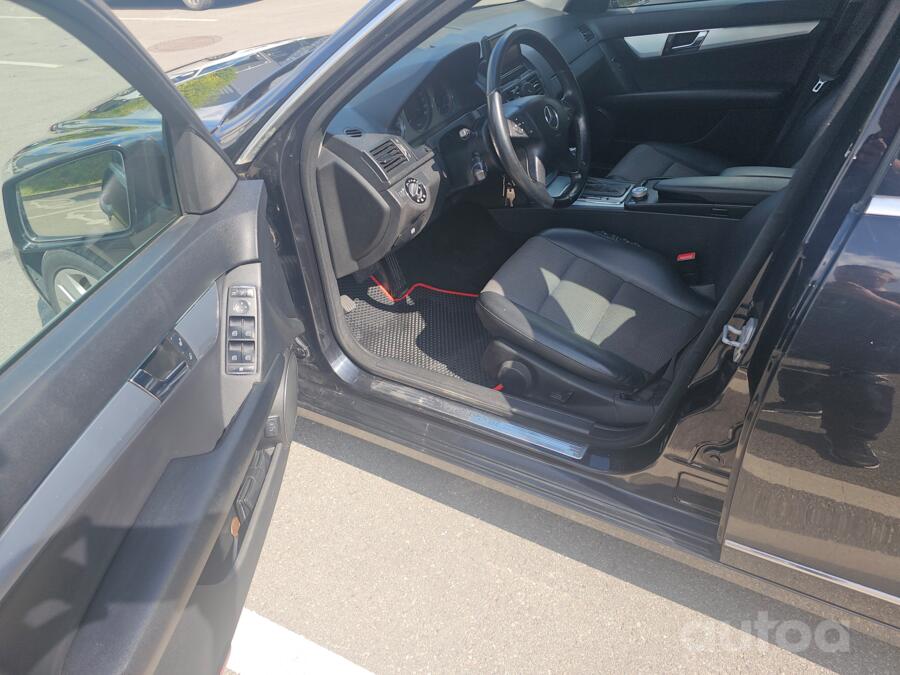 Mercedes-Benz C-Class W204/S204 wagon 5-doors