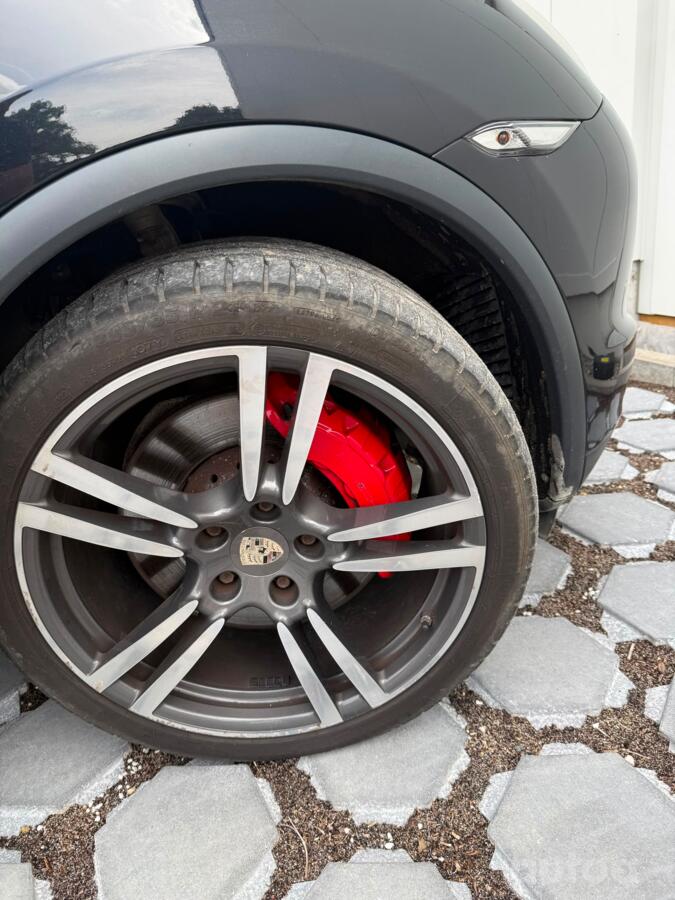 Porsche Cayenne 958 Crossover