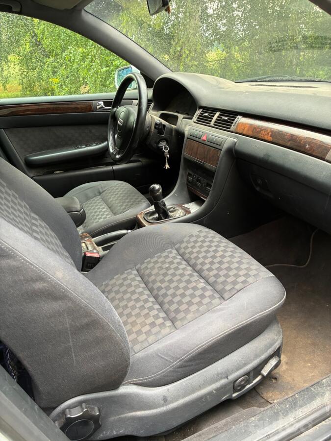 Audi A6 4B/C5 Sedan