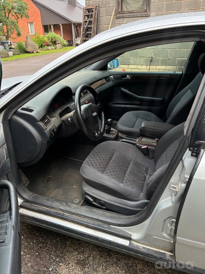 Audi A6 4B/C5 Sedan