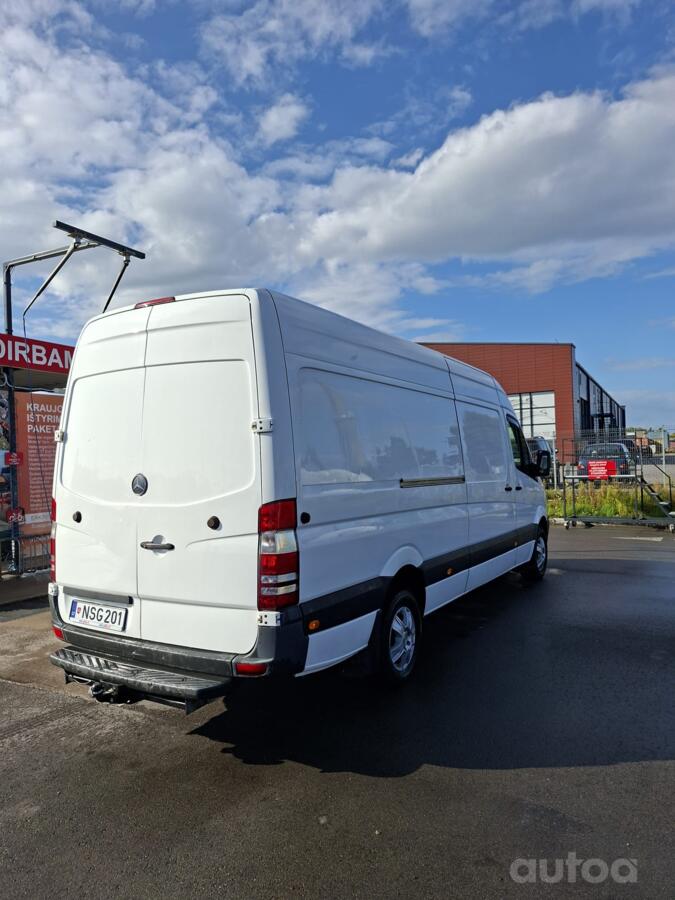 Mercedes-Benz Sprinter Second generation