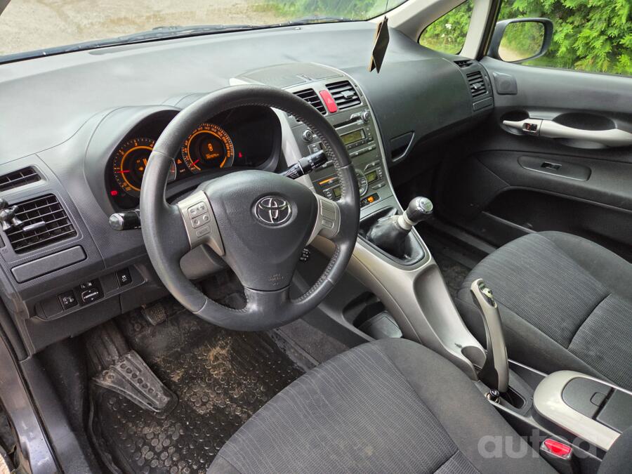 Toyota Auris 1 generation Hatchback 5-doors