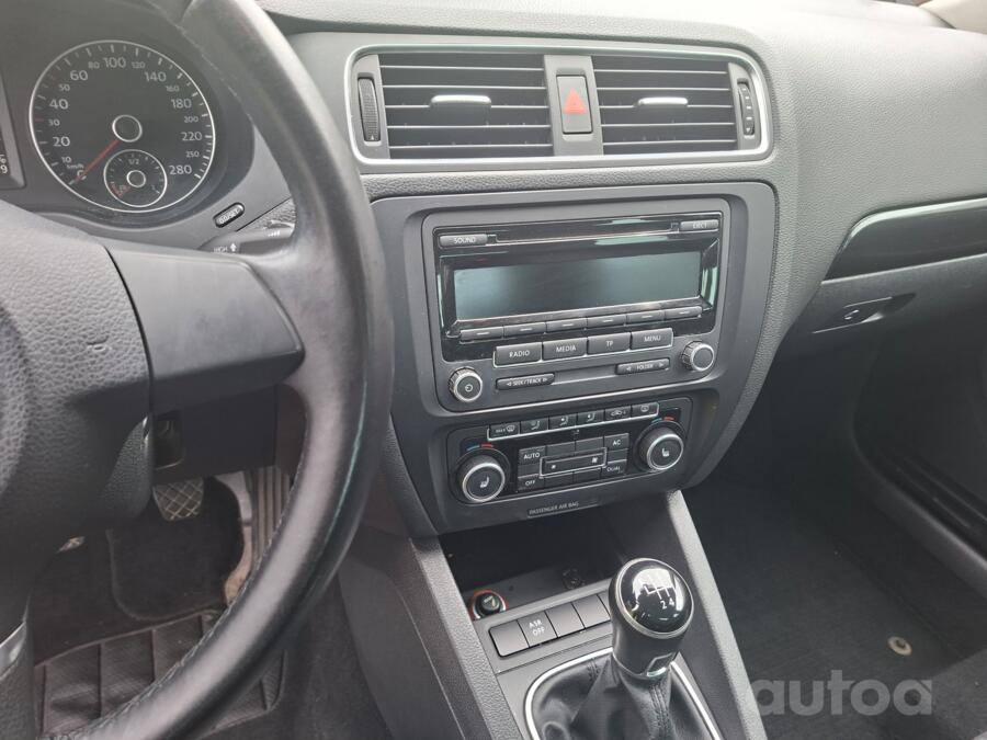 Volkswagen Jetta 6 generation Sedan