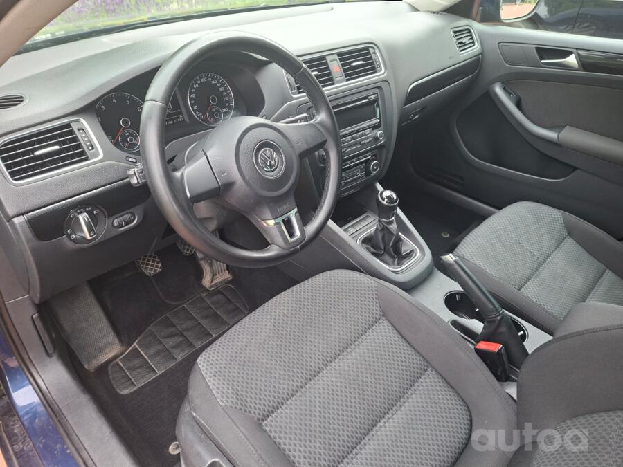Volkswagen Jetta 6 generation Sedan