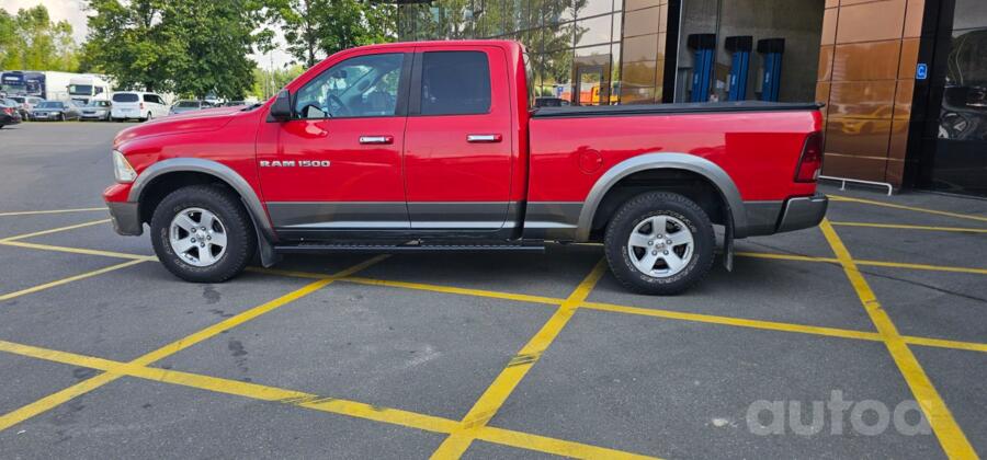 RAM 1500 1 generation Quad Cab pickup