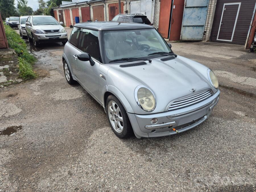 Mini Cooper R50 Hatchback