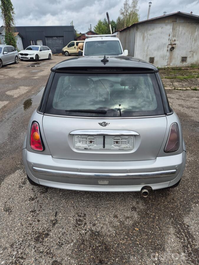 Mini Cooper R50 Hatchback