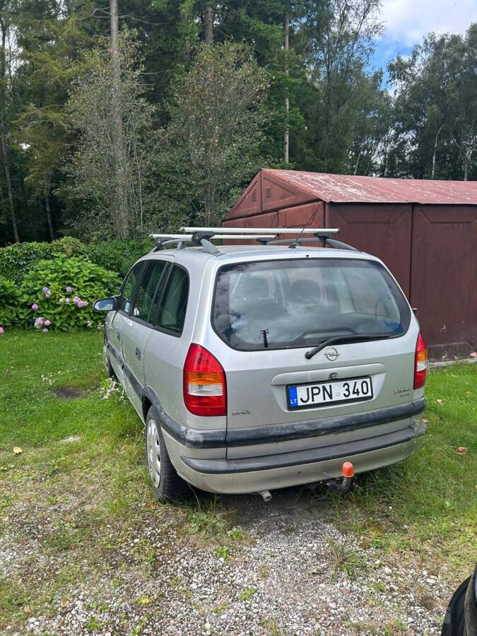 Opel Zafira A Minivan 5-doors