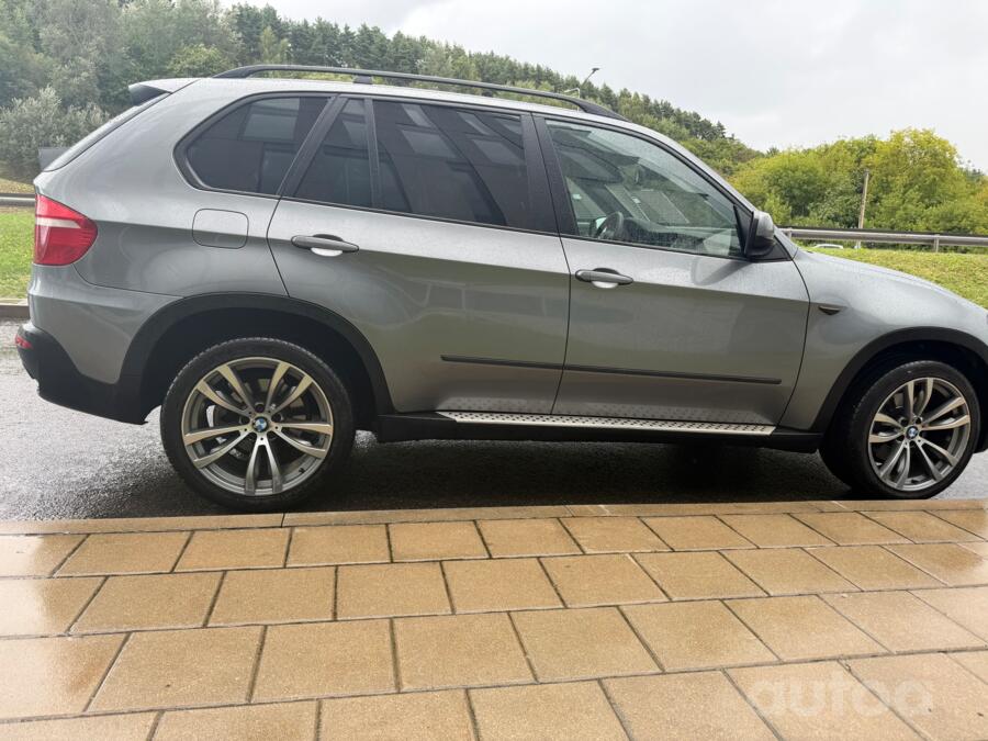 BMW X5 E70 Crossover