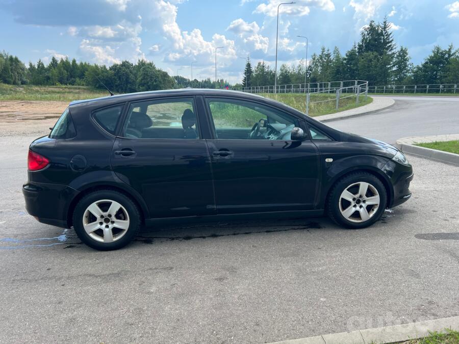 SEAT Toledo 3 generation Hatchback