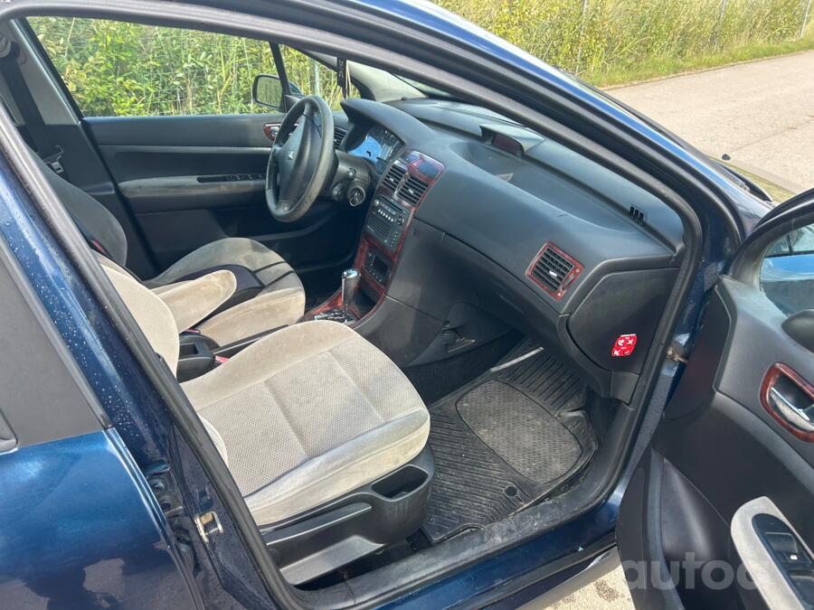 Peugeot 307 1 generation [restyling] Hatchback 5-doors