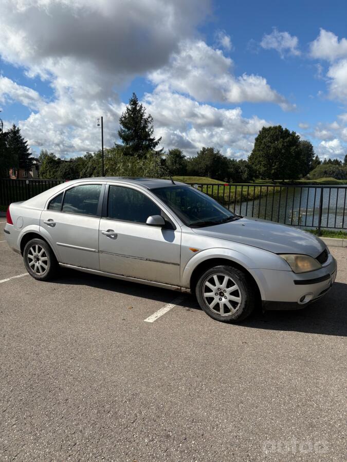 Ford Mondeo 3 generation Sedan