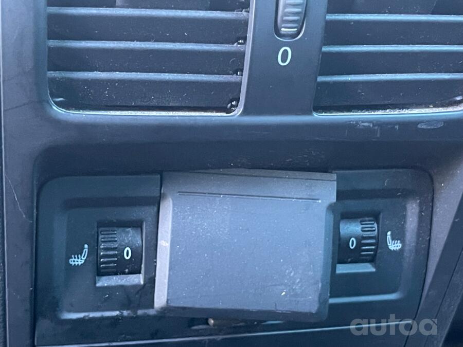 Volkswagen Passat B6 wagon 5-doors