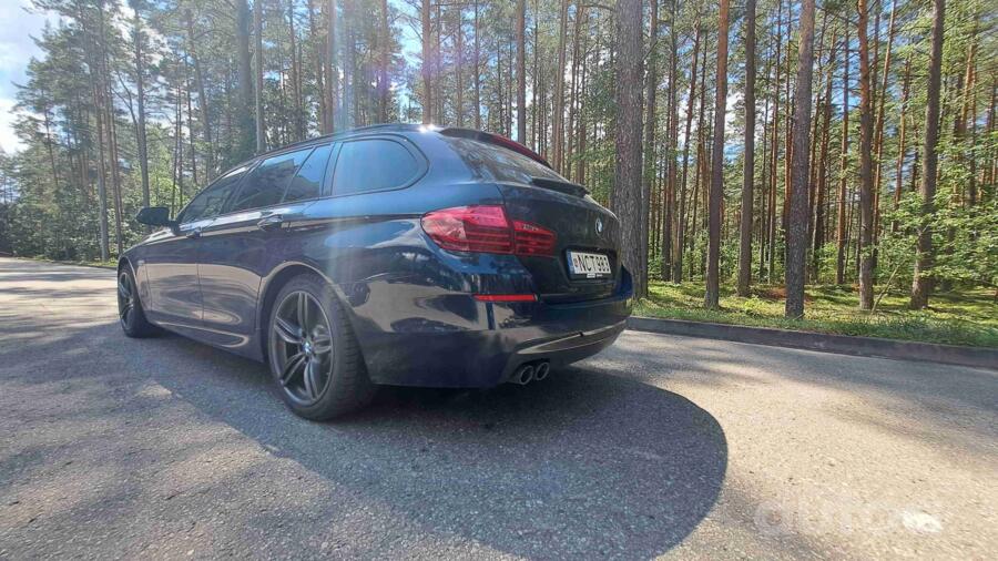 BMW 530