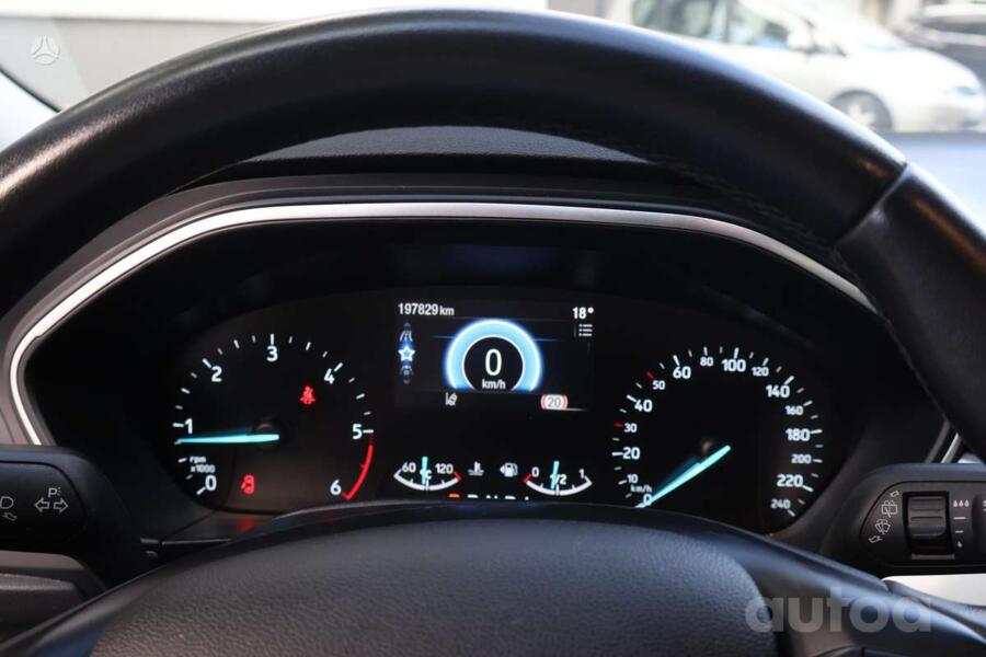 Ford Focus 4 generation Hatchback