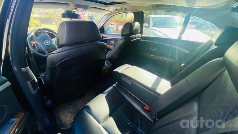 BMW 7 Series E65/E66 Sedan 4-doors