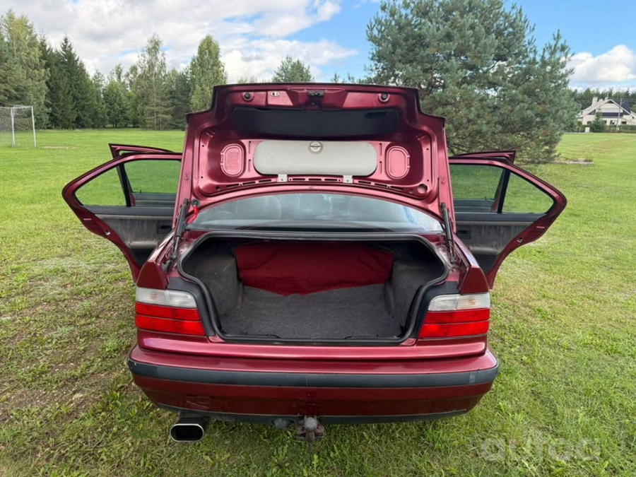 BMW 3 Series E36 Sedan