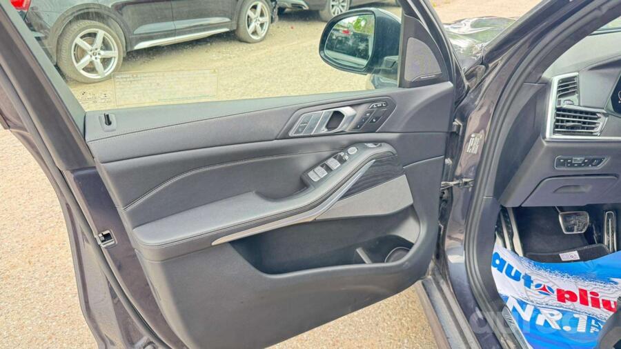 BMW X7 G07 Crossover