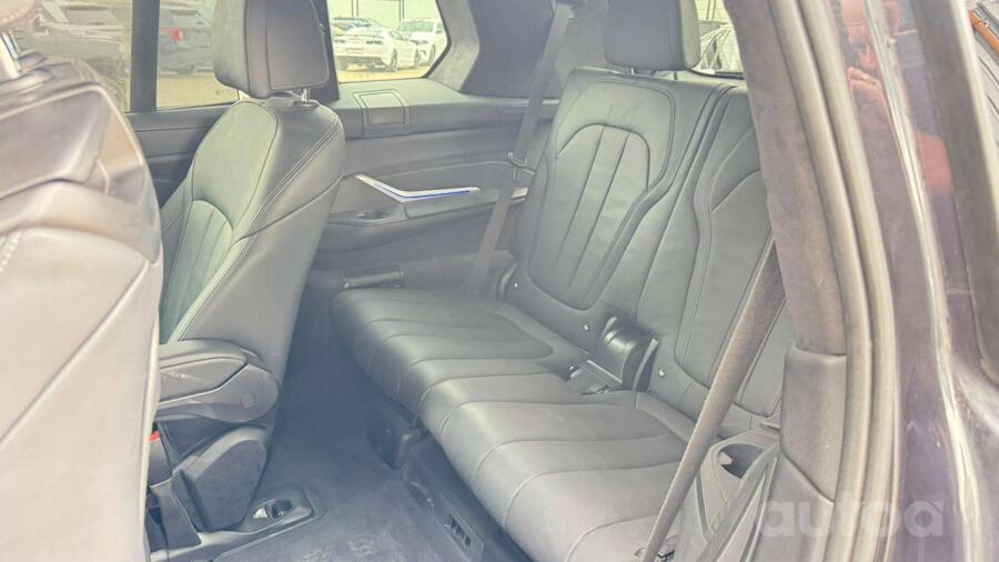 BMW X7 G07 Crossover
