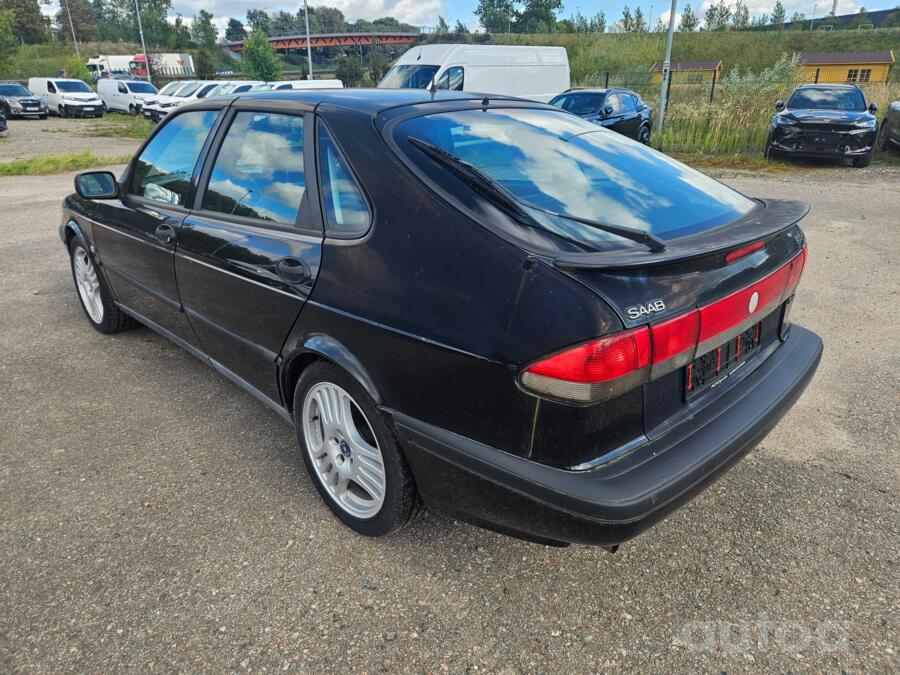 Saab 900 2 generation Hatchback