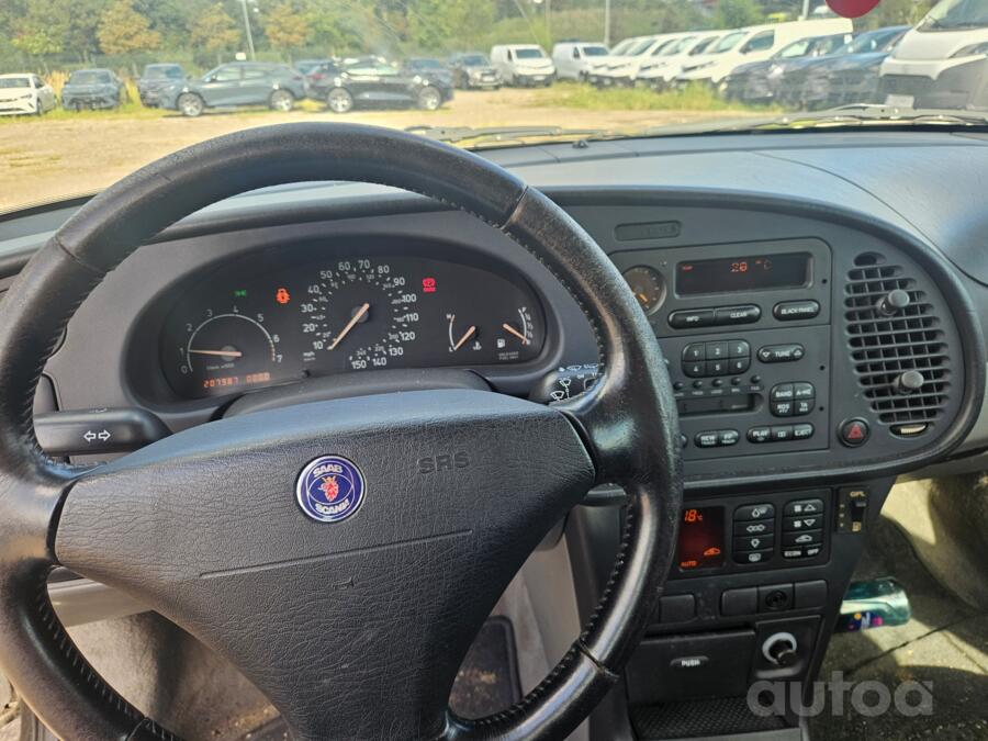 Saab 900 2 generation Hatchback