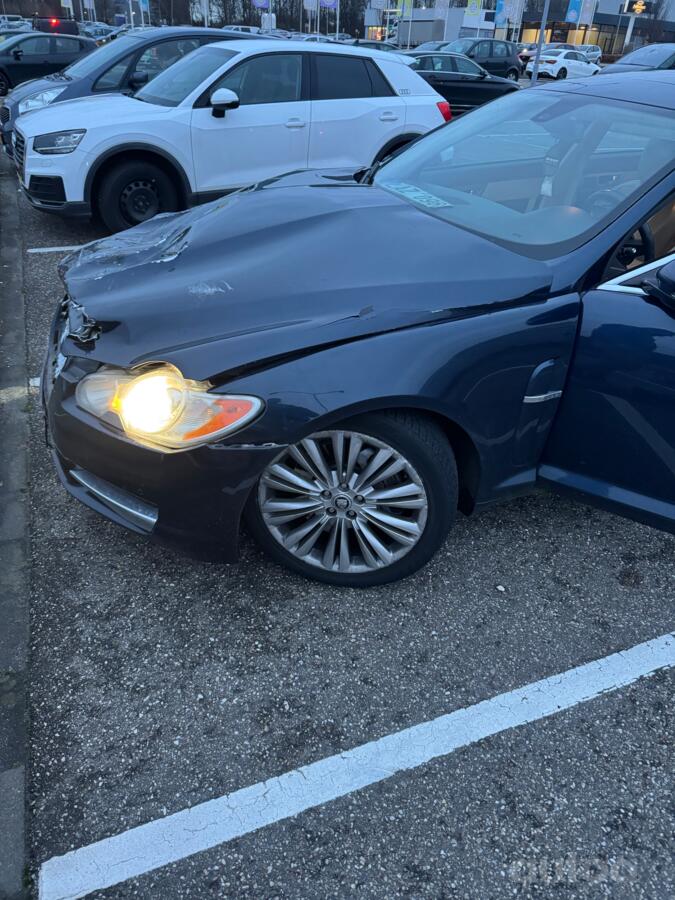 Jaguar XF X250 Sedan 4-doors