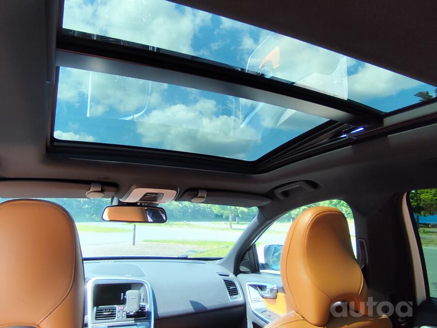 Volvo XC60 1 generation [restyling] Crossover