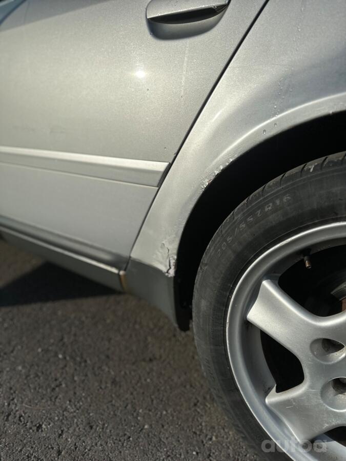 Audi A6 4B/C5 [restyling] Sedan