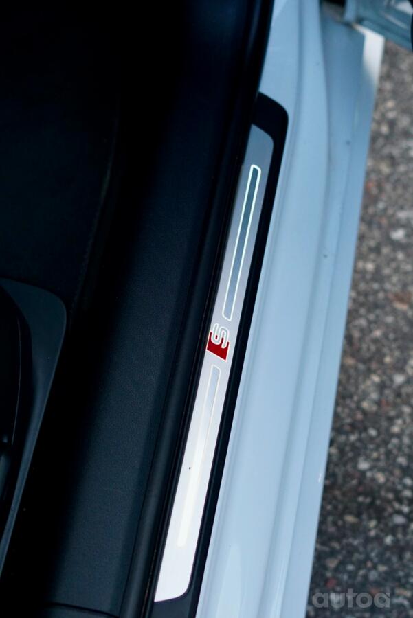 Audi A4 B9 Sedan