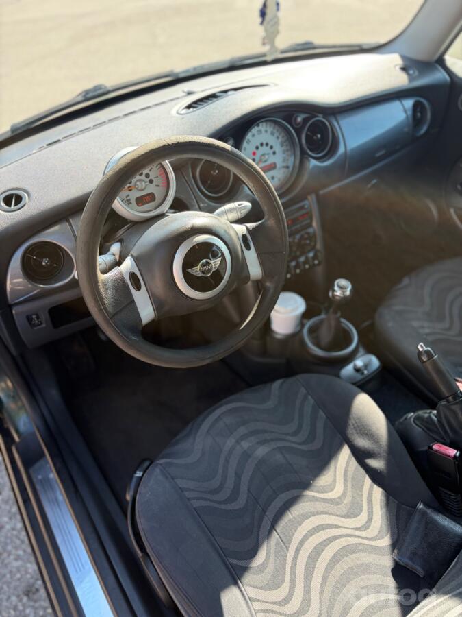 Mini One R50 Hatchback