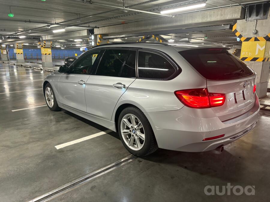 BMW 320 2013
