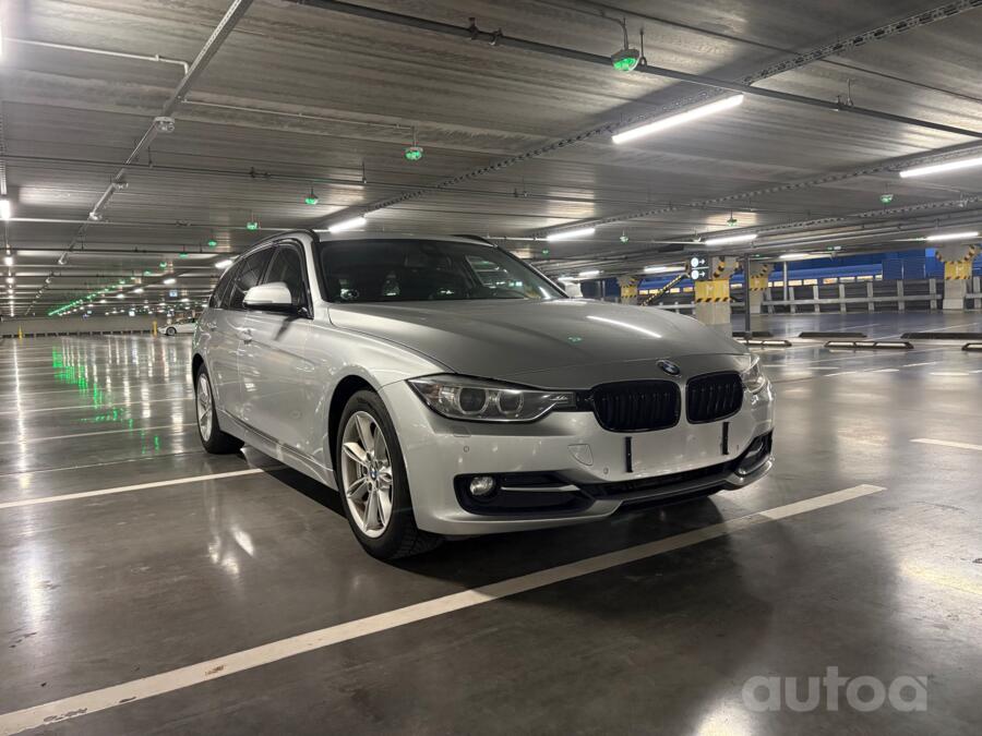BMW 320 2013